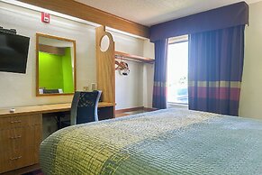Classic Inn By OYO I- 240 Near Memphis Airport