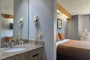 Classic Inn By OYO I- 240 Near Memphis Airport