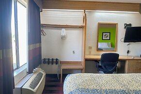 Classic Inn By OYO I- 240 Near Memphis Airport