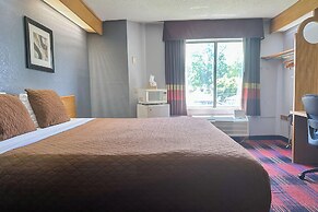 Classic Inn By OYO I- 240 Near Memphis Airport