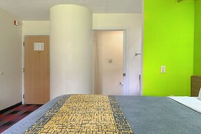 Classic Inn By OYO I- 240 Near Memphis Airport