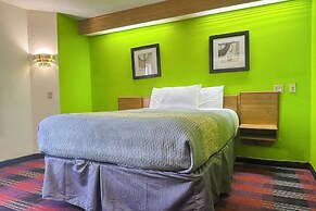 Classic Inn By OYO I- 240 Near Memphis Airport