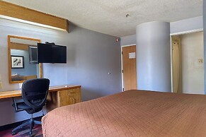 Classic Inn By OYO I- 240 Near Memphis Airport