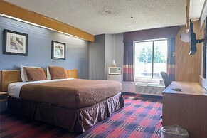 Classic Inn By OYO I- 240 Near Memphis Airport