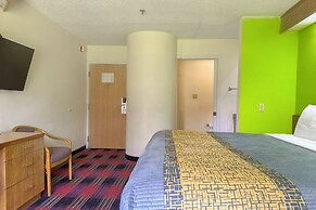 Classic Inn By OYO I- 240 Near Memphis Airport