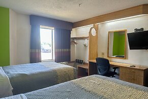 Classic Inn By OYO I- 240 Near Memphis Airport