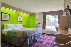 Classic Inn By OYO I- 240 Near Memphis Airport