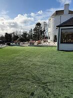 Torr House