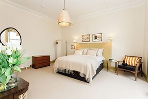 Torr House