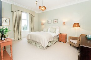Torr House