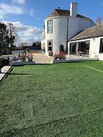 Torr House