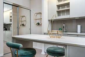 RS Suites - Fashion District