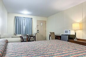 Louisville Inn By Oyo Louisville Municipal Airport