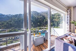 Alaya Stays Kingdom Heartz