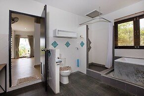 Idyllic Villa Hillside near Big Buddha