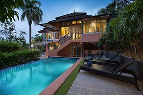 Idyllic Villa Hillside near Big Buddha