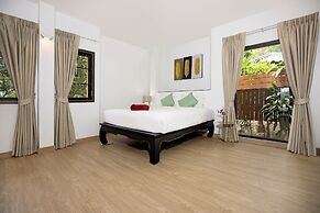 Idyllic Villa Hillside near Big Buddha