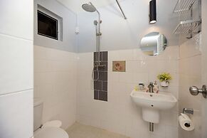 Idyllic Villa Hillside near Big Buddha