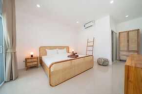 Balinese-Style 2BR Pool Villa Aemy