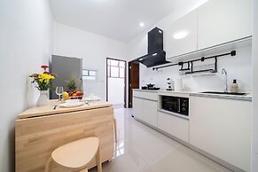 Balinese-Style 2BR Pool Villa Aemy