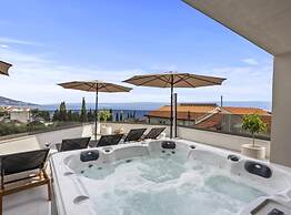Luxury Penthouse Duce