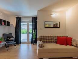 Charming Apartments Tome With Pool