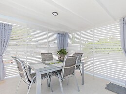 Charming Apartments Tome With Pool