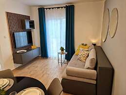 Charming Apartments Tome With Pool