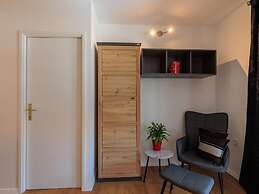 Charming Apartments Tome With Pool