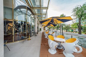 Cosmo Stars Hotel Bac Lieu