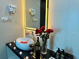 Luxury Hanoi Hotel