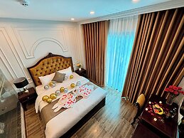 Luxury Hanoi Hotel