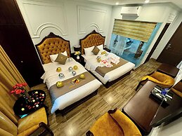 Luxury Hanoi Hotel