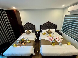 Luxury Hanoi Hotel