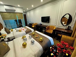 Luxury Hanoi Hotel