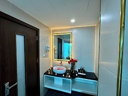 Luxury Hanoi Hotel