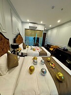 Luxury Hanoi Hotel