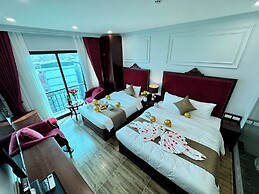 Luxury Hanoi Hotel