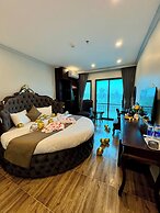 Luxury Hanoi Hotel