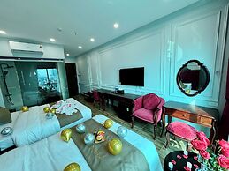 Luxury Hanoi Hotel