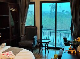 Luxury Hanoi Hotel