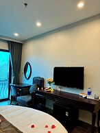 Luxury Hanoi Hotel