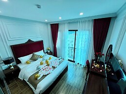 Luxury Hanoi Hotel