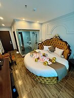 Luxury Hanoi Hotel