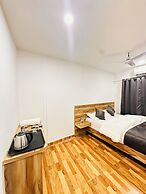 K7 Hotel & Restaurant