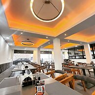 K7 Hotel & Restaurant