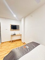 K7 Hotel & Restaurant