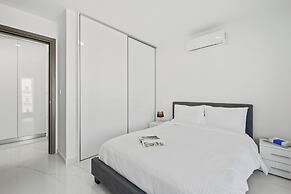 Maestro City Apartments