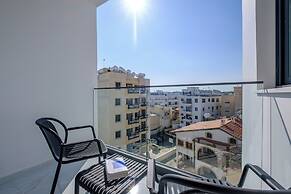 Maestro City Apartments