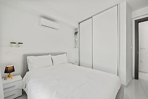 Maestro City Apartments